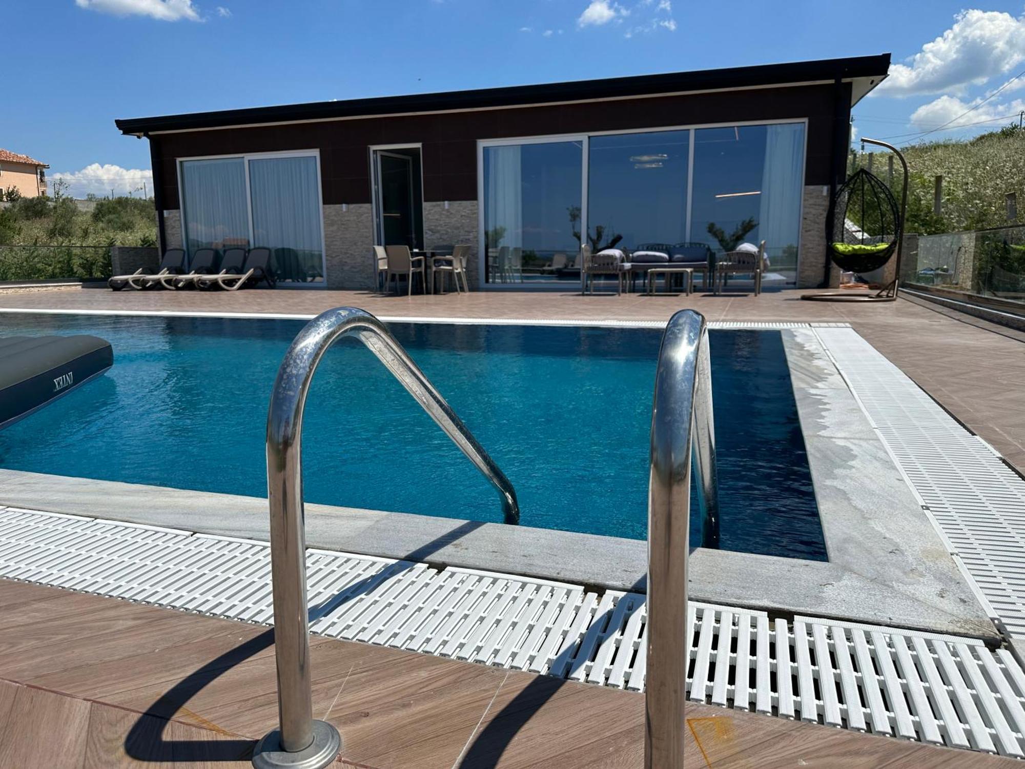 Top Villas Durres Resort